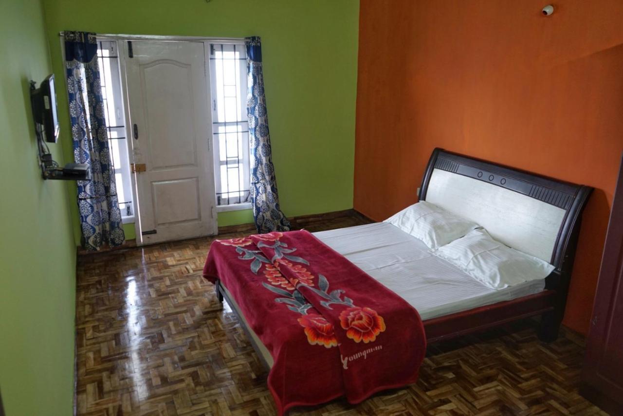 Riyaan'S Stay Inn Kodaikanal Exterior foto